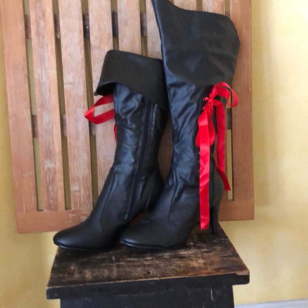Faux leather black boots